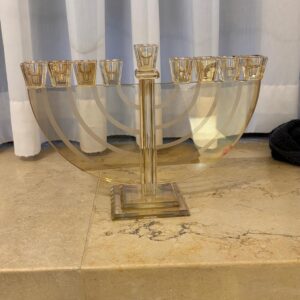 חנוכיית קריסטל